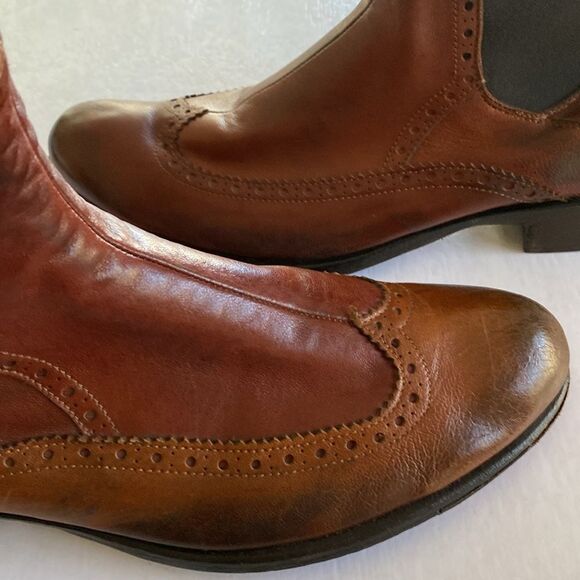 RSVP Collection Men’s Chelsea Wingtip Boots Size 10US. Made in Italy. main image 4